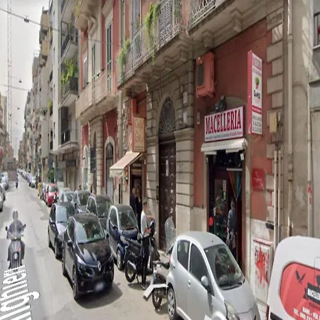 Apartment Guest Space Dante - Center , Fast Wi-fi - Bari