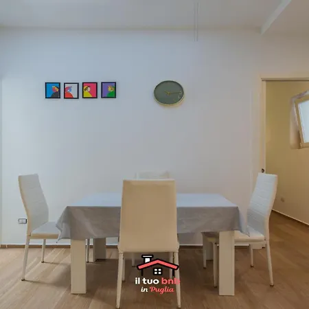 Guest Space Dante - Center , Fast Wi-fi - Apartamento *